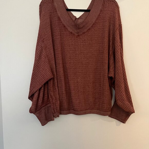 We the Free (Free People) oversized fit thermal henley rust red L - Picture 6 of 16